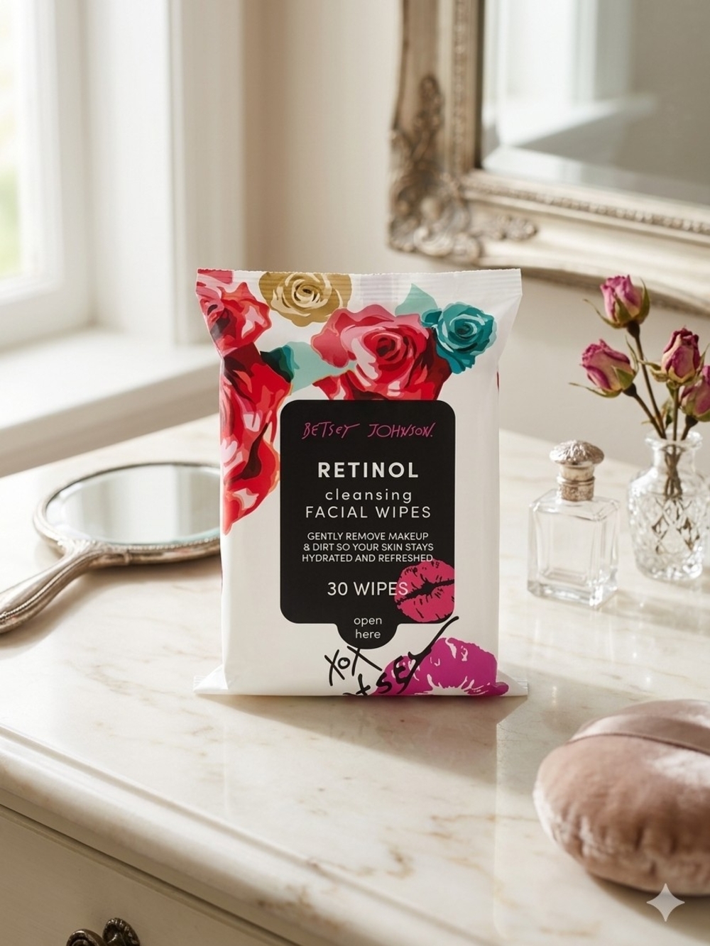 Betsey Johnson Retinol Cleansing Facial Wipes - White with Floral Print